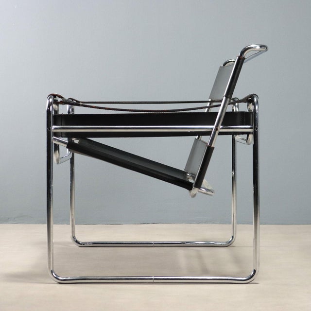Wassily Chair by Marcel Breuer for Gavina For Sale - Image 3 of 12