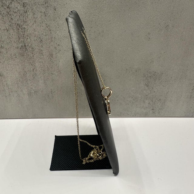 Contemporary Diamond Hamsa Pendant Necklace in 10kt Yellow Gold – 0.25ctw, 18in, New For Sale - Image 3 of 6