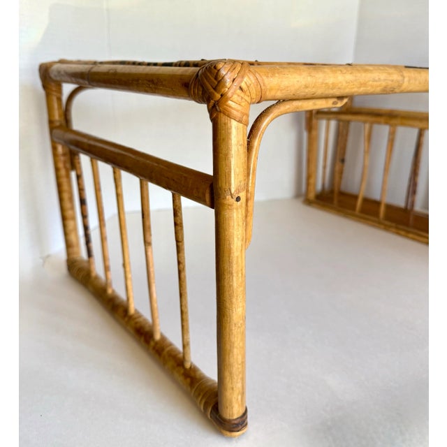 Chinoiserie Vintage Bamboo and Rattan Breakfast Bed Tray For Sale - Image 3 of 11