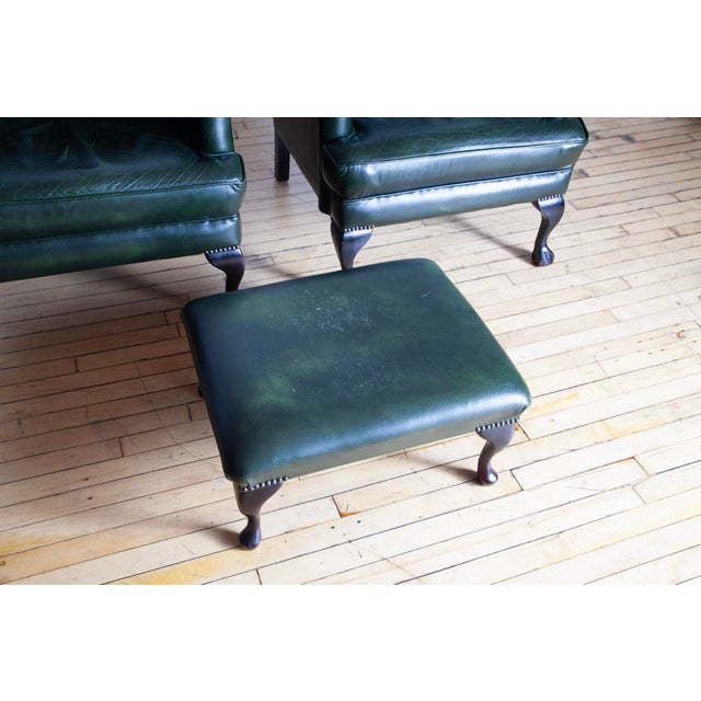 Dark Green Mid 20th Century Pair of George Smith Style Leather Armchairs and Ottoman For Sale - Image 8 of 10