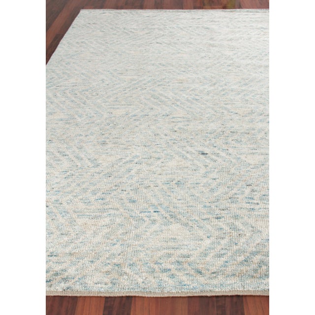 Exquisite Rugs Exquisite Rugs Eaton Hand-Knotted New Zealand Wool & Bamboo Silk Ivory/Blue Rug-10'X14' For Sale - Image 4 of 8