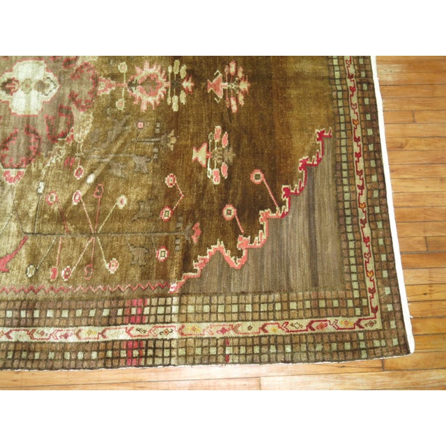 Mid 20th Century Brown Double Medallion Mid-20th Century Turkish Rug - 7' x 13'8" For Sale - Image 5 of 6