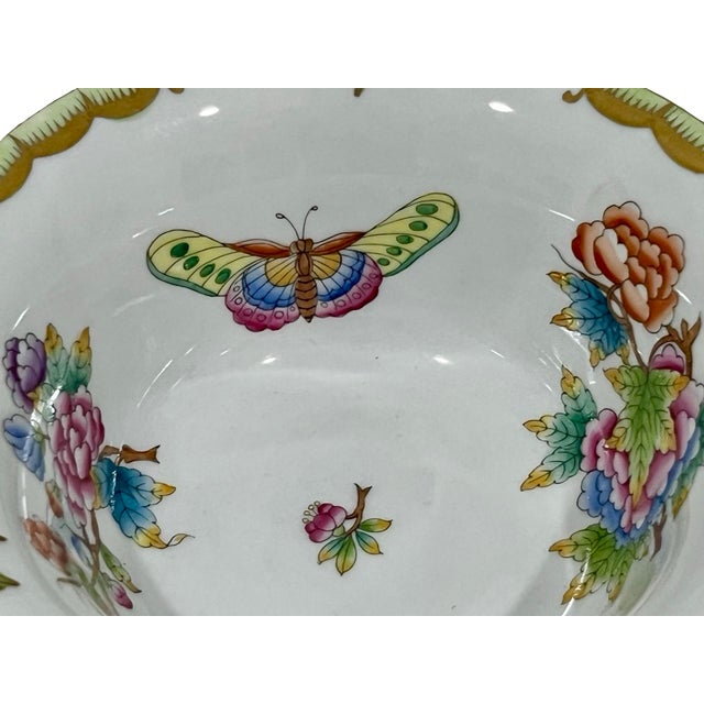 Mid 20th Century Mid 20th Century Herend Queen Victoria Footed Bowl Green Border Gold Rim 5.5"d X 2.75"h Pristine For Sale - Image 5 of 7