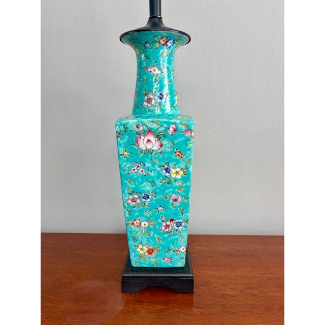 1950s Chinese Turquoise Glazed Porcelain Vase Lamp With Hand-Painted Floral Design For Sale In Miami - Image 6 of 7
