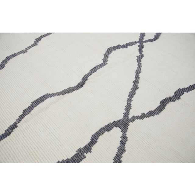 Turkish 21st Century Oriental Hand Knotted Light Gray Turkish Tulu Rug 11'6" X 15'3" For Sale - Image 3 of 8