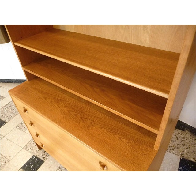 Danish RY-100 Oak Modular Cabinet by Hans J. Wegner for RY Møbler, 1950s For Sale - Image 9 of 18