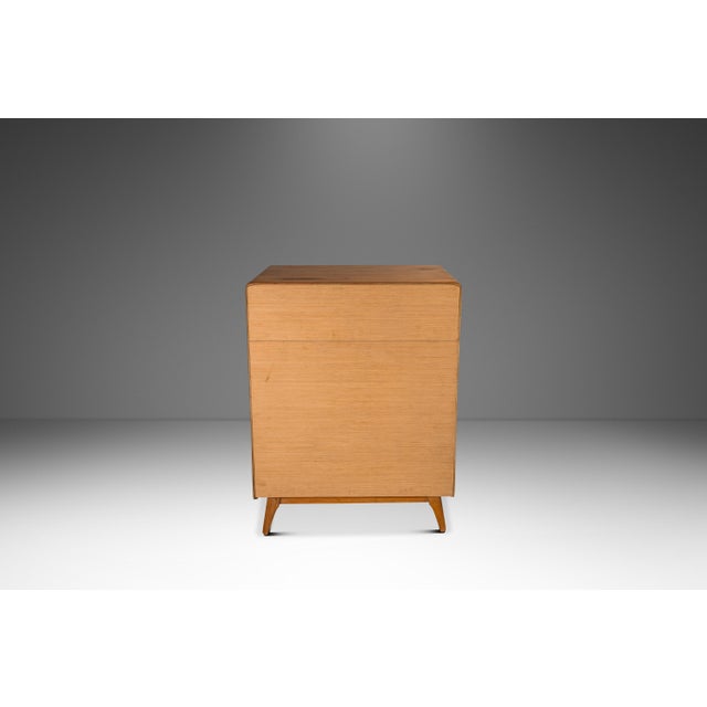 Wood Mid-Century Modern Art Deco "Kohinoor" Four-Drawer Highboy Dresser Chest of Drawers in Birch by Heywood Wakefield, Usa, C. 1950s For Sale - Image 7 of 18