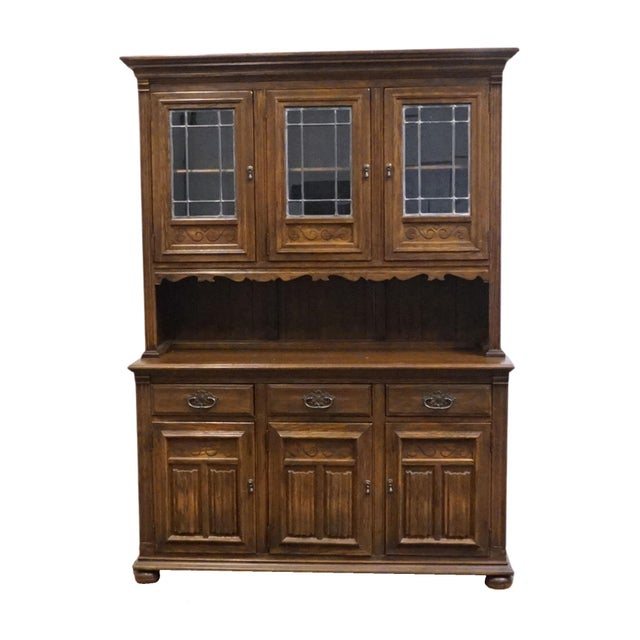 American Ethan Allen Royal Charter Solid Oak 55" Buffet W. China Cabinet 16-6007 / 16-6009 For Sale - Image 3 of 13