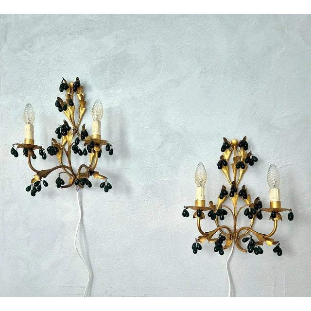 Wall Lights in Gilted Metal with Green Glass Drops, 1950s, Set of 2 For Sale - Image 4 of 11