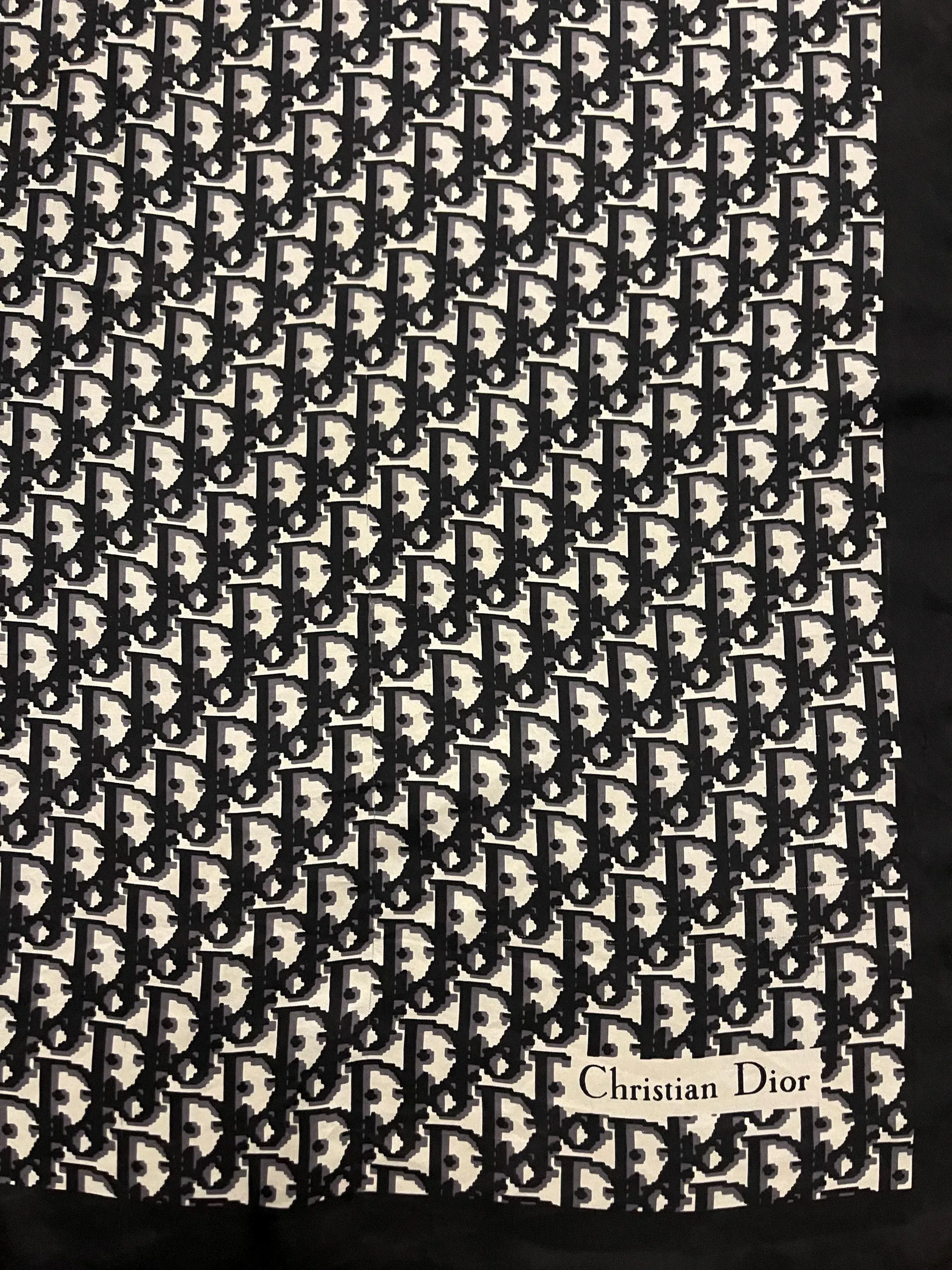 Christian Dior モノグラムスカーフ Christian Dior Black Monogram Cotton Scarf | Chairish