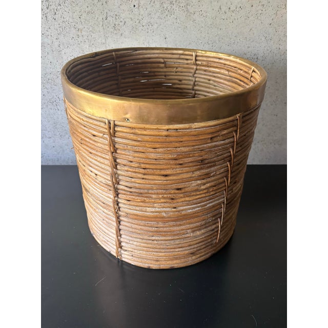 Hollywood Regency Large Vintage Pencil Reed Rattan Planter With Brass Rim, Italian Riviera Style For Sale - Image 3 of 7