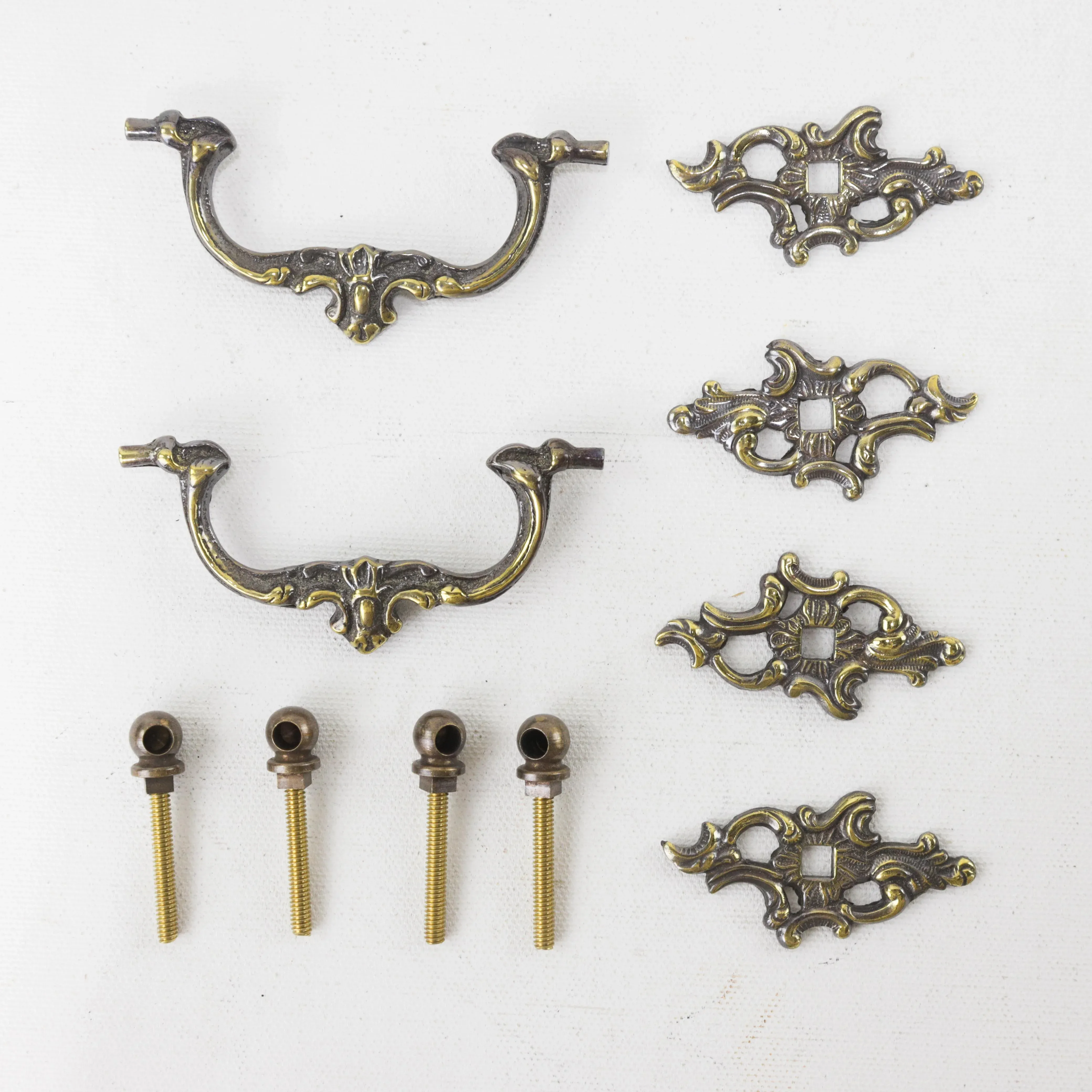 vintage dresser pulls Brass Antique Round Drawer with Backplate  Cabinet Hardware 10.5 Inches 1/8 Each pull is installed with two screws (included). Guide to Vintage Drawer Pulls: