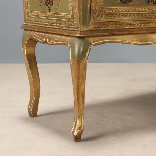 Small Chest of Drawers in Lacquered and Painted Wood For Sale - Image 6 of 10