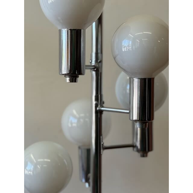 Chrome Vintage Pair of Robert Sonneman Style Waterfall Lamps For Sale - Image 8 of 9