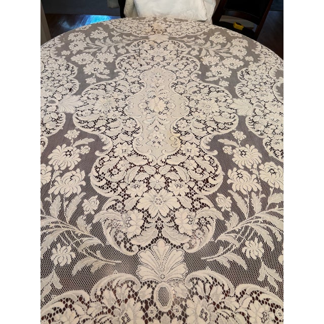 Farmhouse Vintage Rectangular Lace Table Cloth Featuring a Floral and Medallion Design For Sale - Image 3 of 3