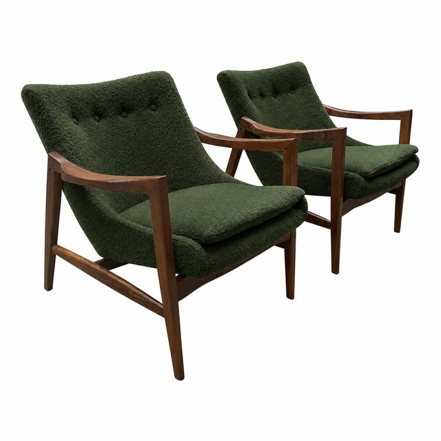 Mid-Century Modern lounge chairs in the style of Ib Kofod-Larsen. stunning lounge chairs, mid-century style at its finest!...