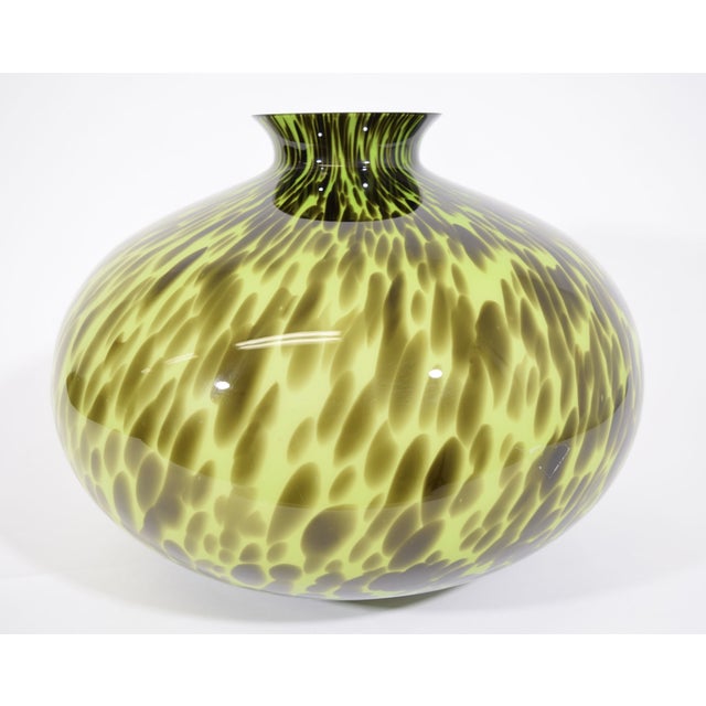 Mid-Century Glass Vase For Sale - Image 4 of 4