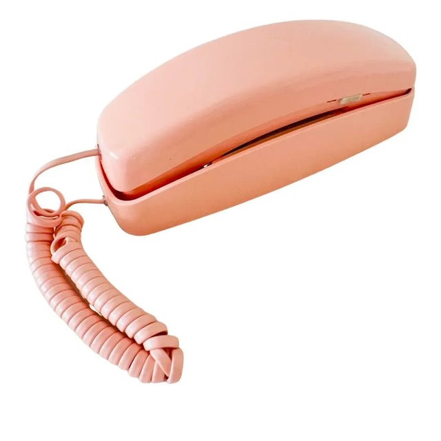 Vintage 1980s Touchtone Phone Telephone Desk or Mural Pink For Sale In Miami - Image 6 of 11