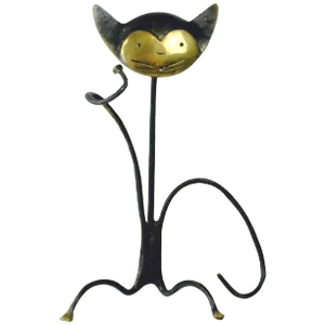 Austrian Mid-Century Brass Cat Wine Bottle Holder by Walter Bosse