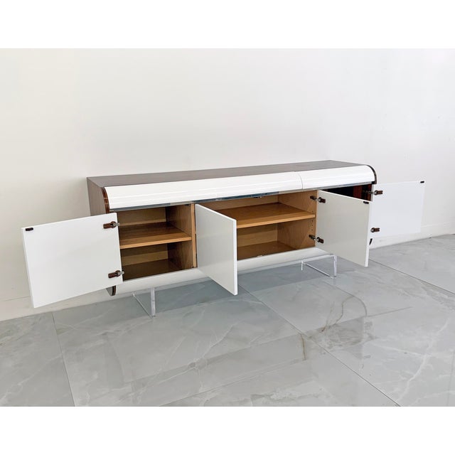 Vladimir Kagan Rare Vladimir Kagan Credenza, Rosewood, Vladimir Kagan Designs, 1970s For Sale - Image 4 of 11