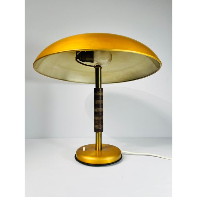 Mid-Century Modern Art Deco Danish Zenith Gold Table Lamp in Aluminum, Brass and Bakelite, 1960 For Sale - Image 10 of 18