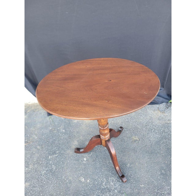 19th Century American Cherry Candle Stand Table Refurbished For Sale - Image 17 of 18