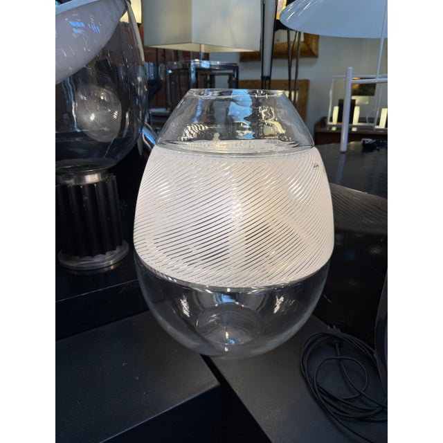 Glass 1970s Model Lt 353 "Egg" Table Lamp & Vase by Carlo Nason for Av Mazzega For Sale - Image 7 of 10