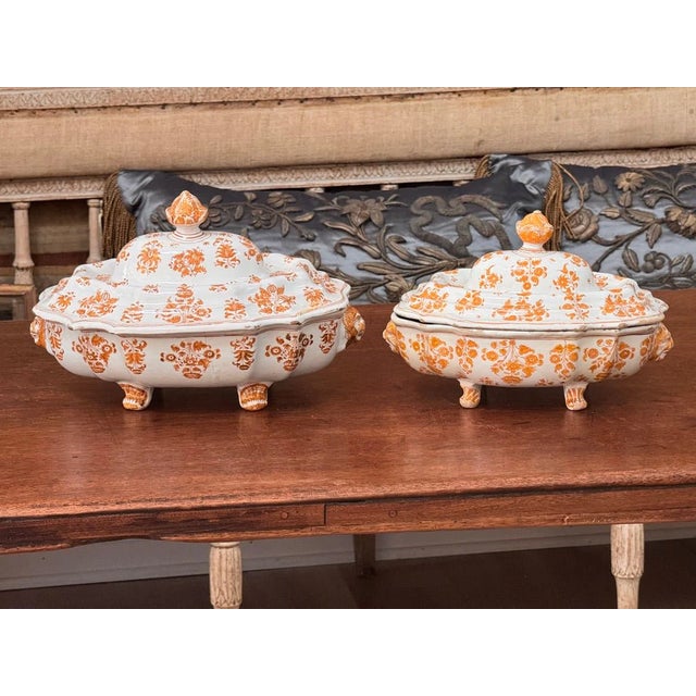 Mid 18th Century Moustiers Faience Footed Tureen and Cover, C. 1760, France For Sale - Image 5 of 9
