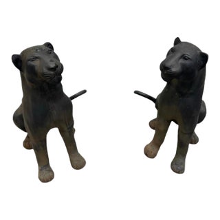 A Vintage Pair of Sculptures of Panthers For Sale