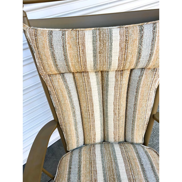1970s Vintage Windsor Neutral Painted Chair For Sale In Los Angeles - Image 6 of 11