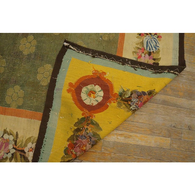 1820s Green Floral Medallion Flat Weave Antique French Aubusson Rug 8' 8" X 12' 6" Wool Carpet For Sale - Image 11 of 11