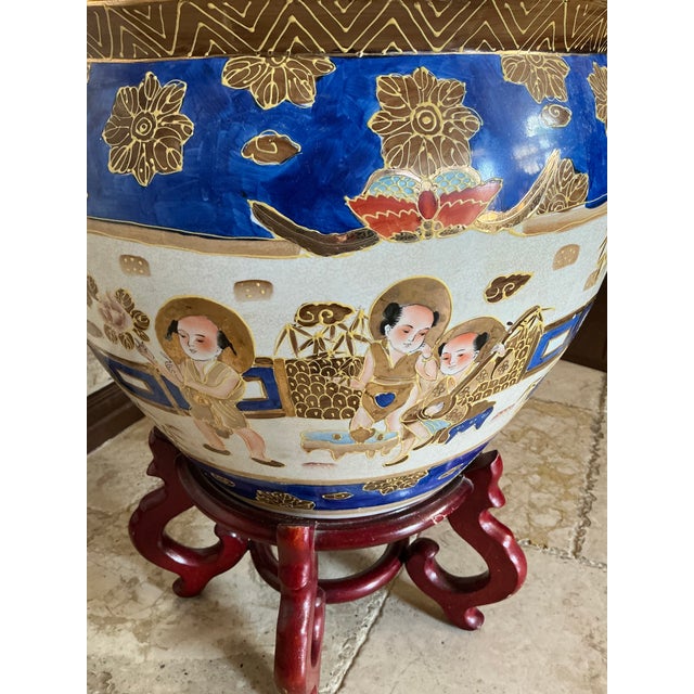 Blue Mid 20th Century Large Hand‑Painted Asian Motif Fishbowl Table With Glass Top & Wood Stand For Sale - Image 8 of 12