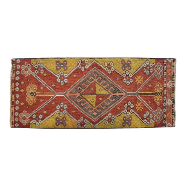 Soumak Weave Petite Rug. Small Turkish Kilim Area Rug Door Mat - 1'5" X 3'4" For Sale