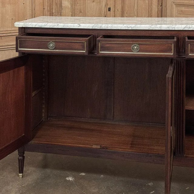 French Louis XVI Carrara Marble Top Mahogany Buffet in the Maison Jansen Style, Mid-Century For Sale - Image 15 of 18