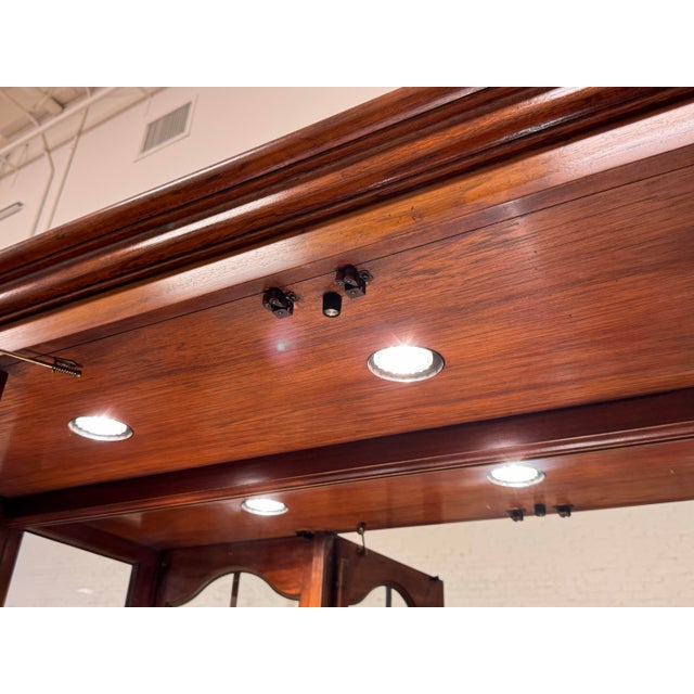 Late 20th Century Drexel Heritage Late 20th Century China/ Display Hutch For Sale - Image 5 of 11