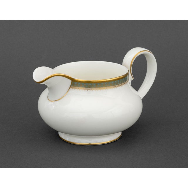Royal Doulton "Clarendon" Pattern Partial Porcelain Dinnerware Service, 84 For Sale - Image 13 of 18