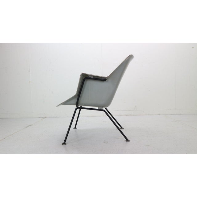 Metal 416 Fiberglass Shell Chair attributed to Wim Rietveld & Andre Cordemeyer for Gispen, 1957 For Sale - Image 7 of 18
