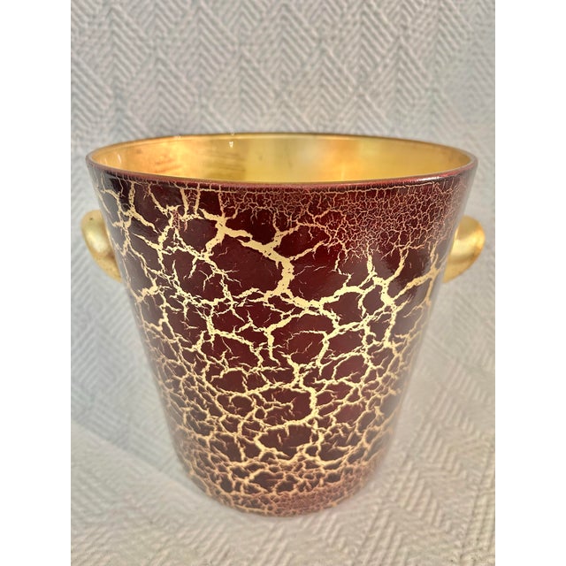 Vintage Italian Oxblood Red & Gold Crackle Glass Ice Bucket With Gilt Handles For Sale - Image 9 of 9