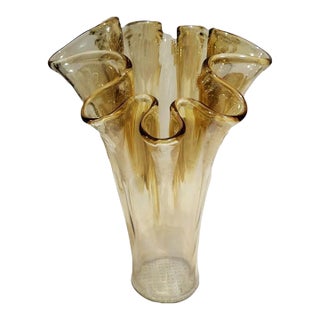 Vetro Eseguito Secondo Yellow Murano Glass Ruffled Vase - Made in Italy For Sale