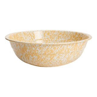 Crow Canyon Home Splatterware, Medium Basin in Yellow & White For Sale