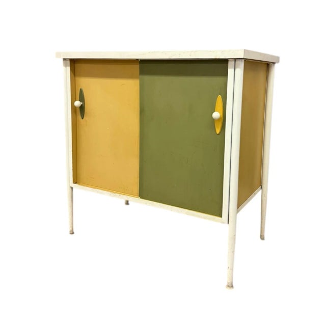 Mid-Century Modern Vintage Mid Century Modern Record Cabinet or Credenza in Style of George Nelson For Sale - Image 3 of 10