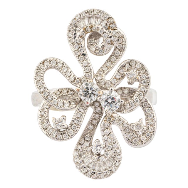 Natural Diamond Ring with 1.56 Carats Diamond in 18k Gold For Sale