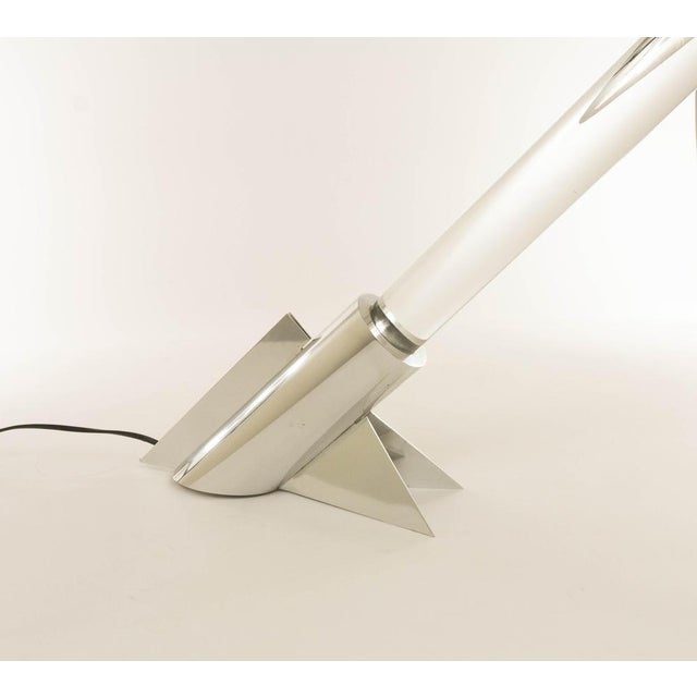 1970s Italian Transparant Acrylic Glass Table Lamp, 1970s For Sale - Image 5 of 9