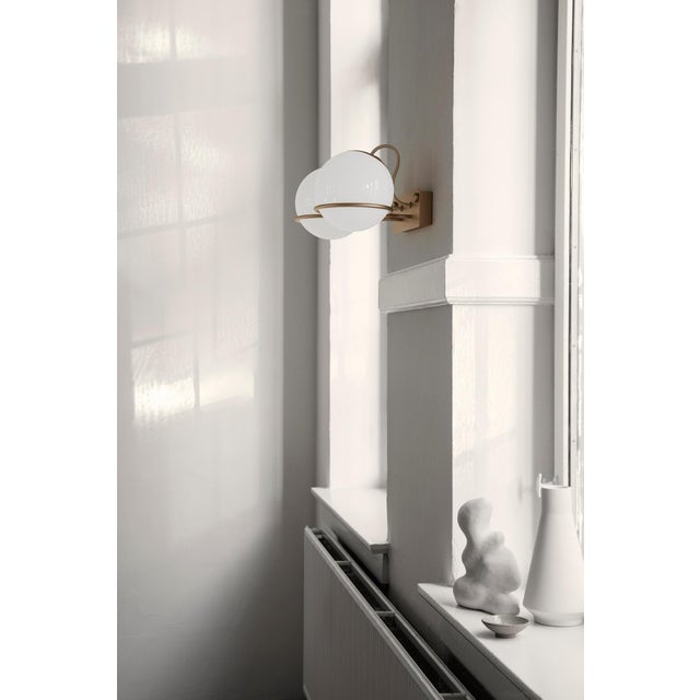 Metal Model 237/2 Wall Light in Opaline Glass and Aluminum by Gino Sarfatti For Sale - Image 7 of 13