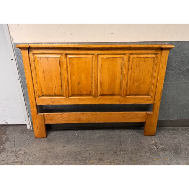 Design Plus Gallery presents a Queen Size Country English Style Wood Headboard from Bausman & Company. This American-made...