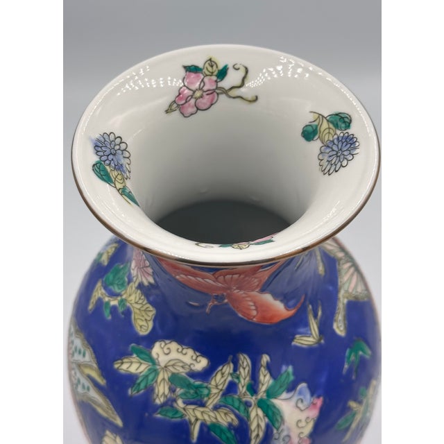 Chinese Antique Large Fine Quality Oriental Chinese 19th Century TongZhi Mark Vase For Sale - Image 3 of 10