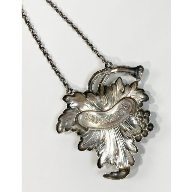 Silver Late 20th Century Figurative Silverplate Grapevine Motif Liquor Tags - Set of 4 For Sale - Image 8 of 8