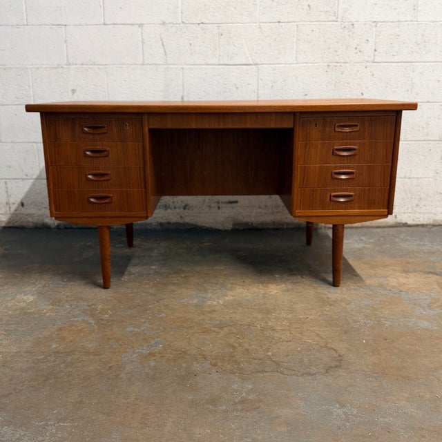 Danish Teak Mid Century Modern 8 Drawer Executive Desk With Bookshelf Back, 1950s For Sale - Image 4 of 9