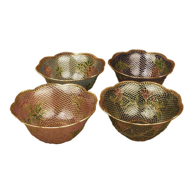 Set of 4 Vintage Cloisonné Enamel Bowls – Eggshell Technique, Lotus Motif, Gilded For Sale