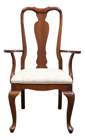 Ethan Allen Georgian Court Collection Traditional Queen Anne Style Splat Back Dining Arm Chair 11-6400a